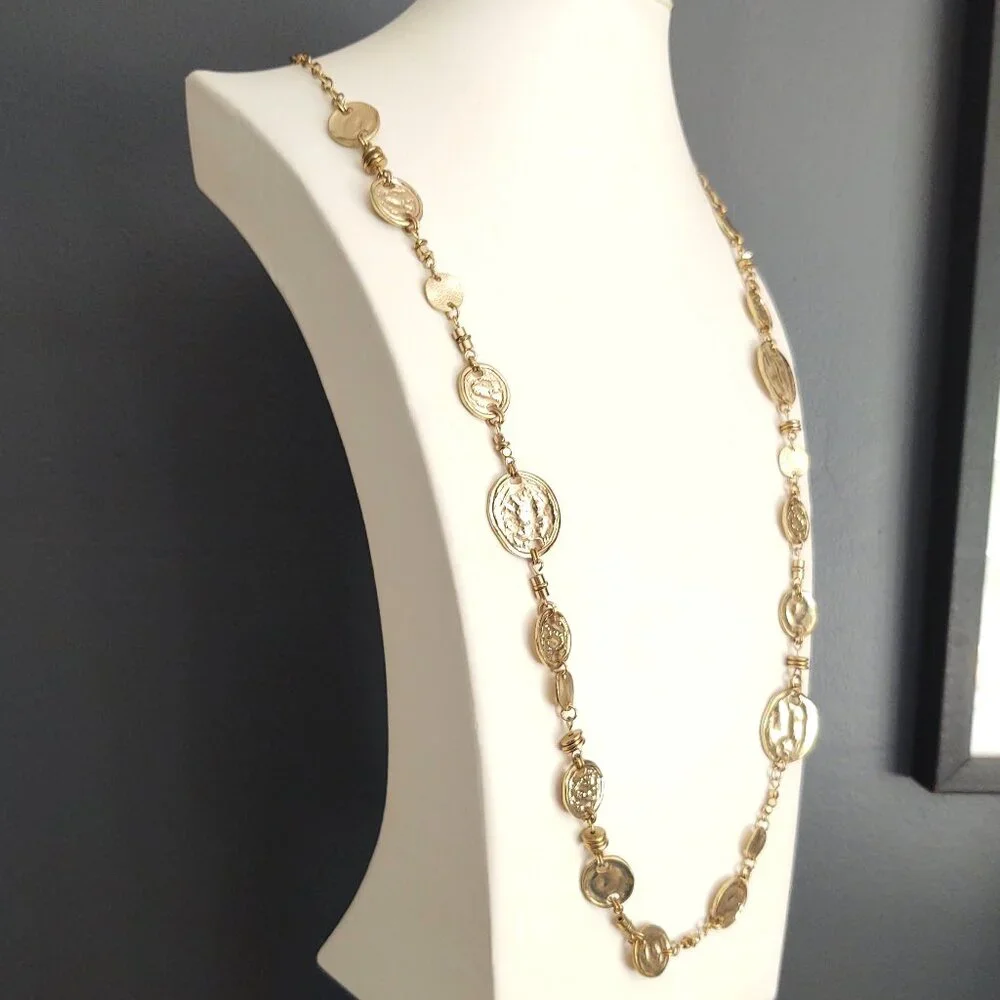 Long gold tone disk single strand necklace - Picture 3 of 12